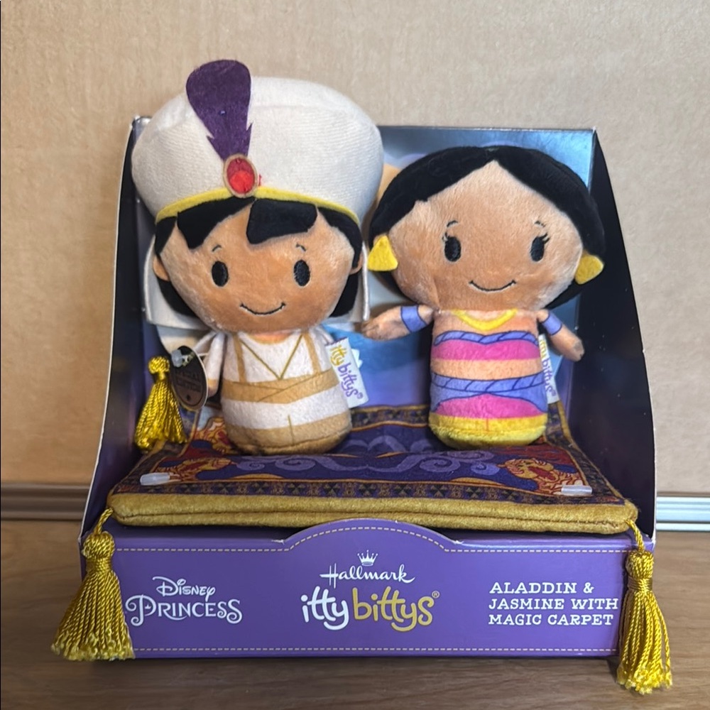 Hallmark Disney Aladdin Jasmine Magic Carpet Itty Bittys